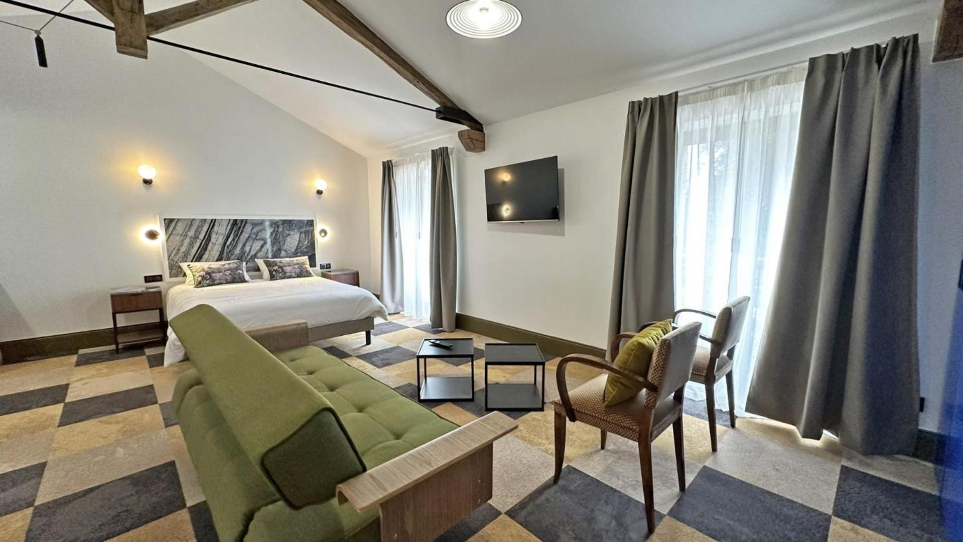Le Manoir Des Perrieres Bed and Breakfast Rochechouart Exteriör bild